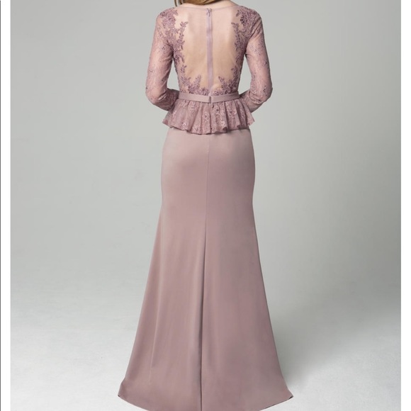 Lara Design dress - Picture 2 of 8